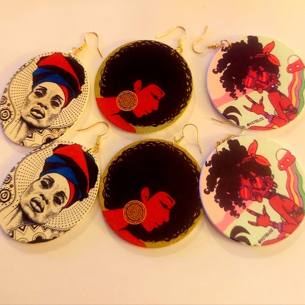 3 pairs of earring